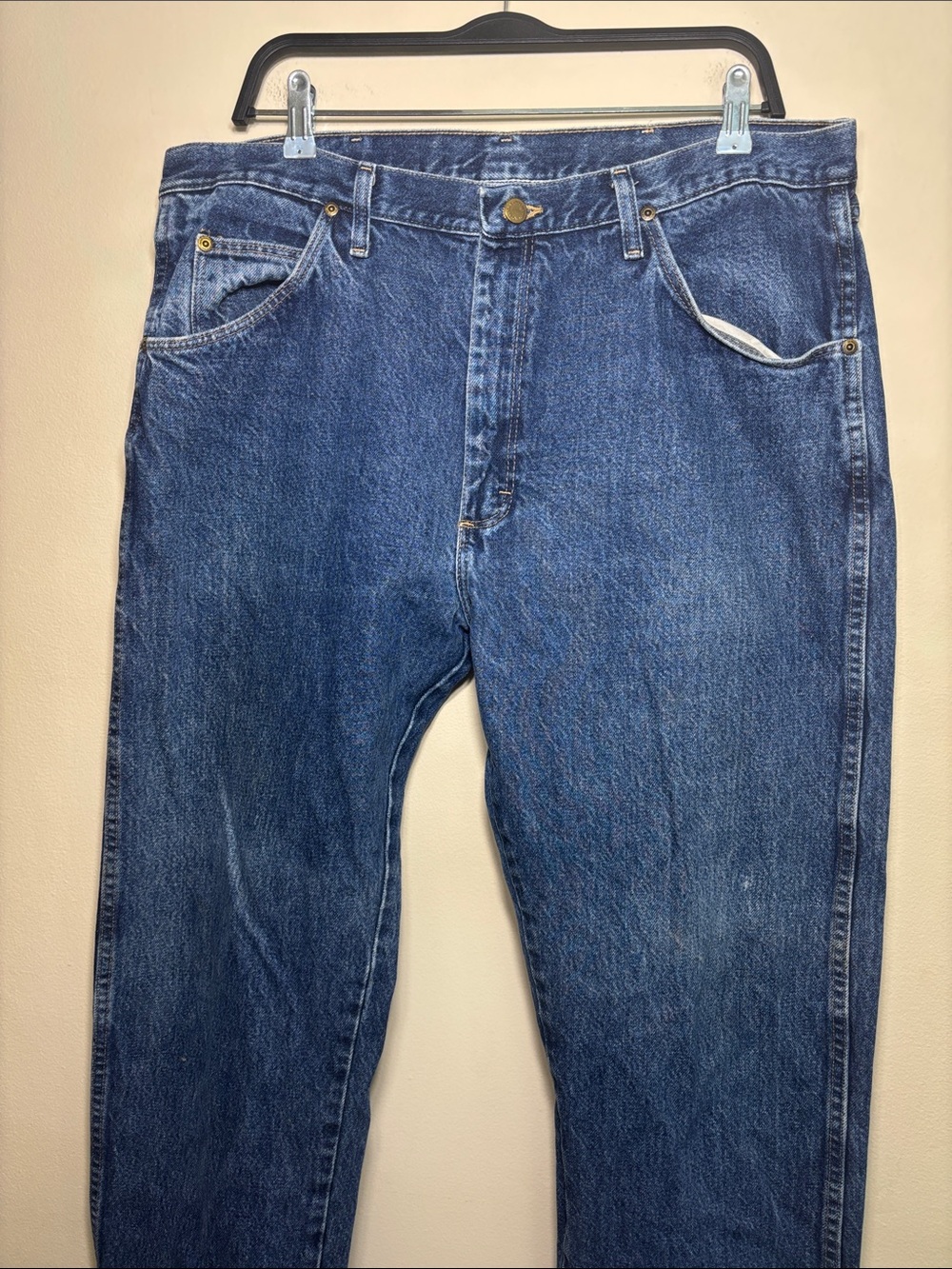 Wrangler Men's Straight-Leg Blue Denim Jeans